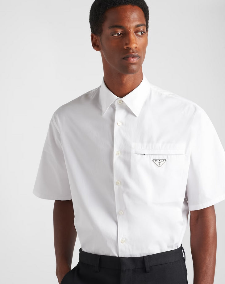 Zipper pocket triangle logo shirt <span class="brand-imgs PD"></span>