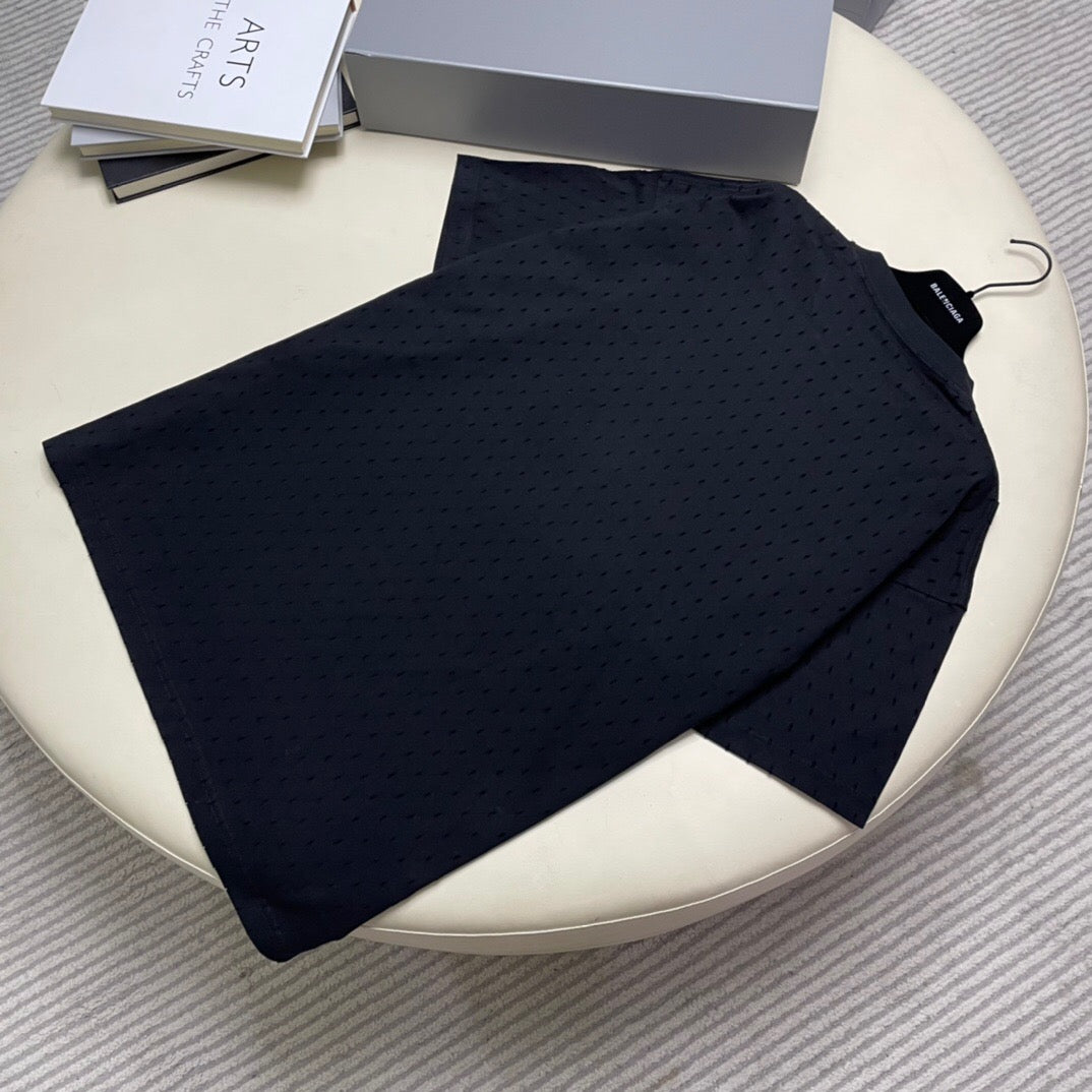 BA short sleeve with holes all over<span class="brand-imgs BL"></span>
