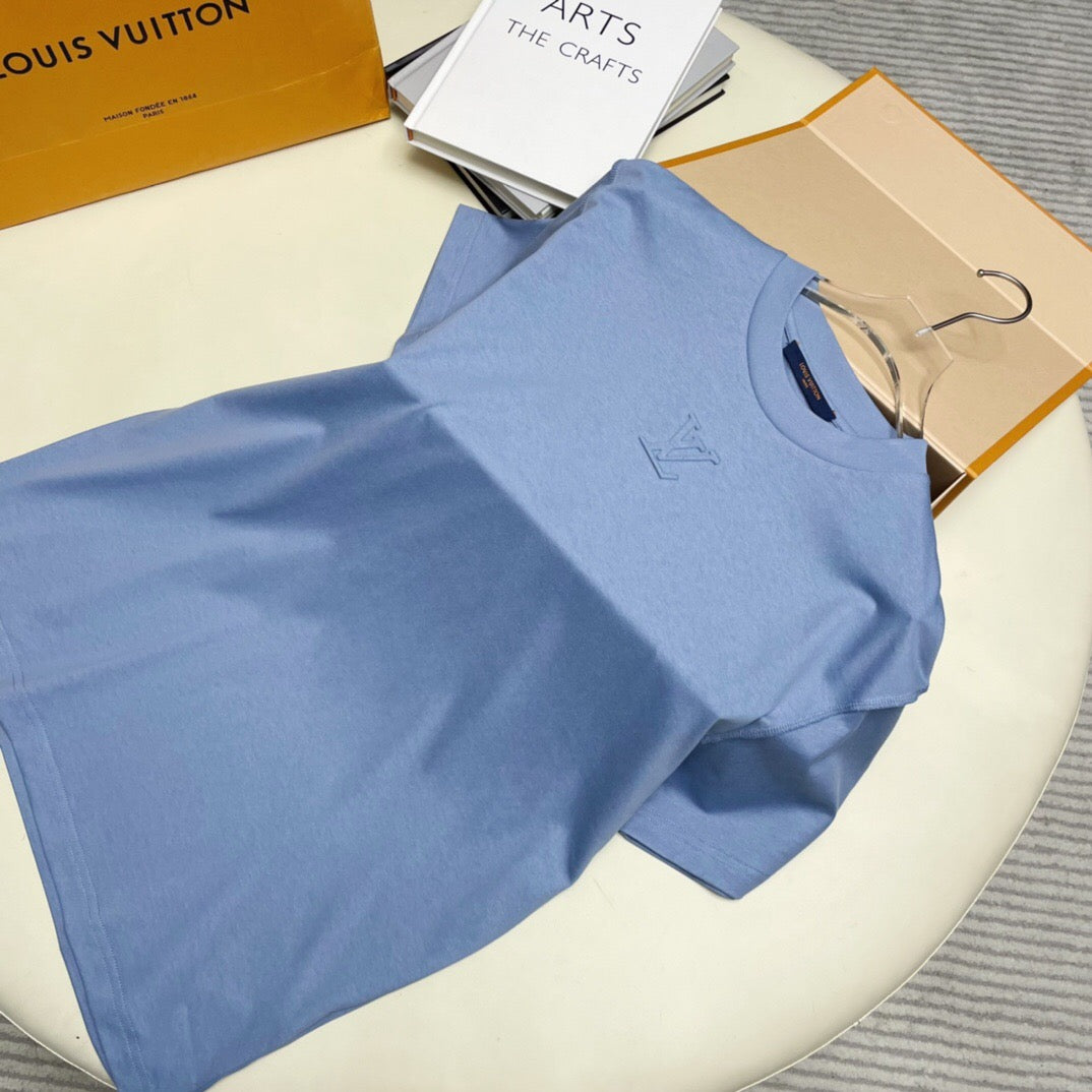 Embossed short sleeve blue shirt <span class="brand-imgs LV"></span>