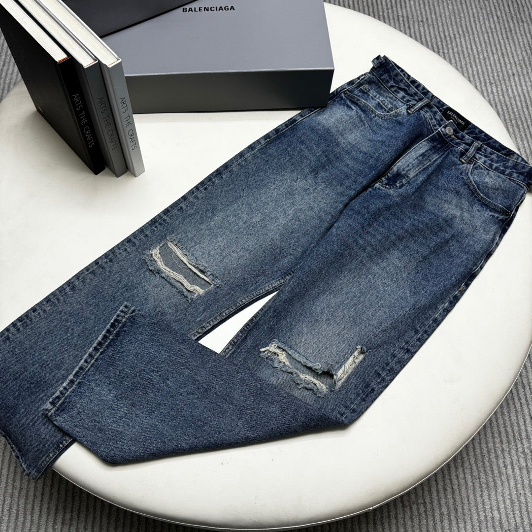 Persian ripped jeans <span class="brand-imgs BL"></span>