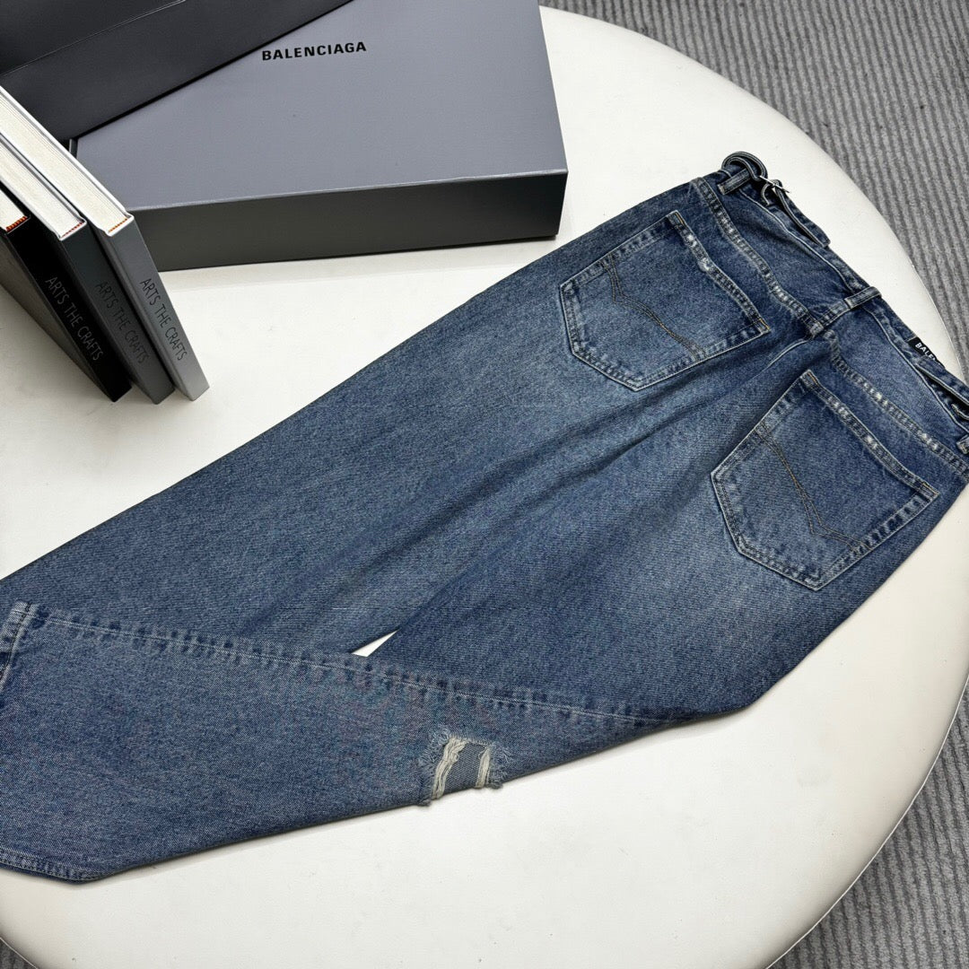 Persian ripped jeans <span class="brand-imgs BL"></span>