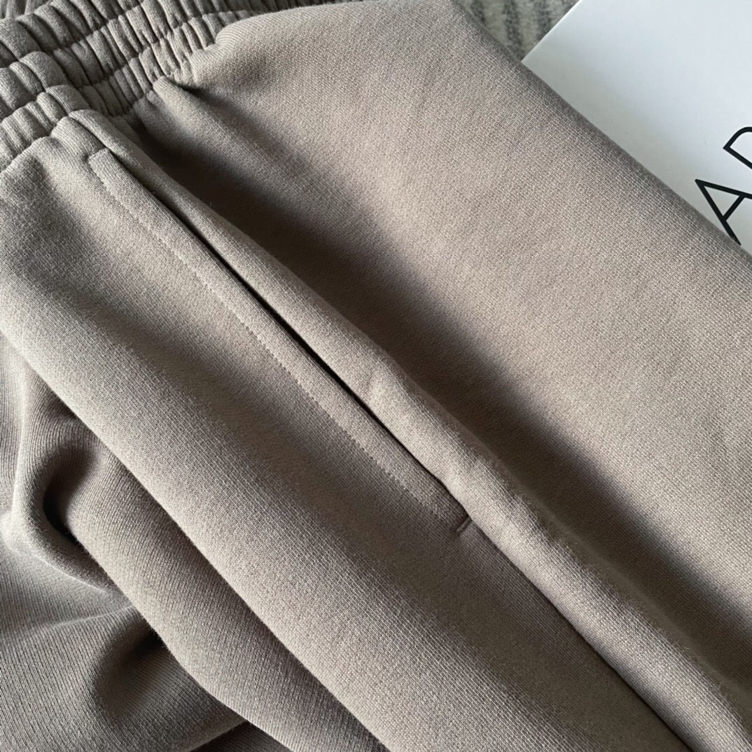 Brown shorts<span class="brand-imgs BL"></span>