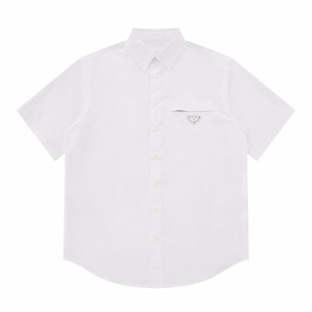 Zipper pocket triangle logo shirt <span class="brand-imgs PD"></span>