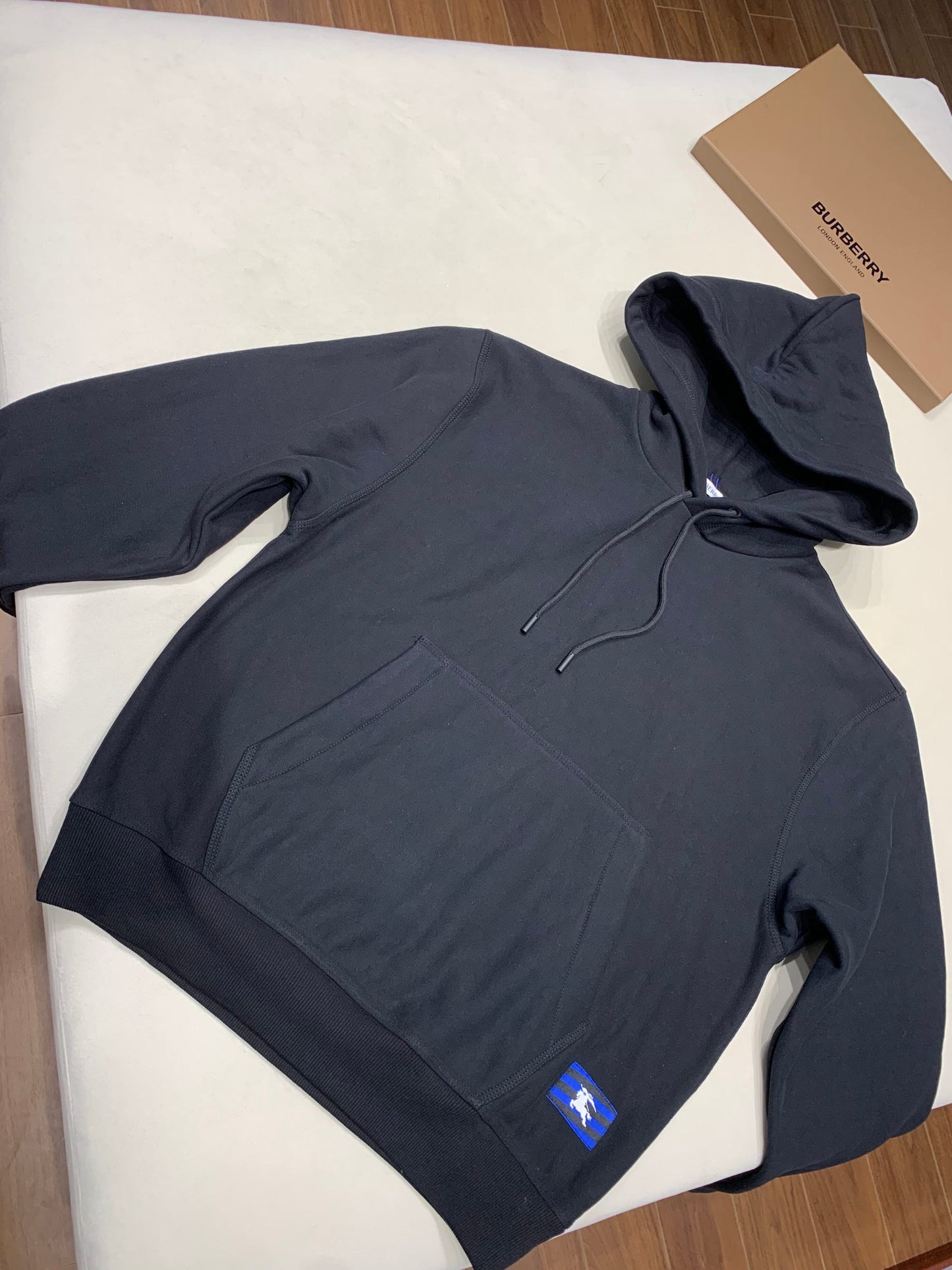 Equastrain logo patch jersey hoodie black<span class="brand-imgs BB"></span>