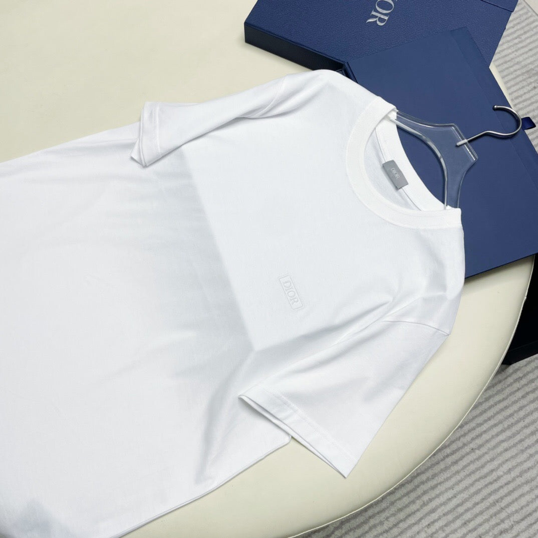 Square embroidered letter T-shirt white <span class="brand-imgs DIOR"></span>