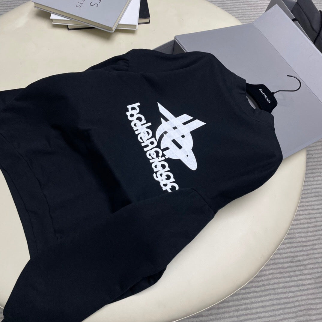 Overlapping printed crew neck sweatshirt<span class="brand-imgs BL"></span>