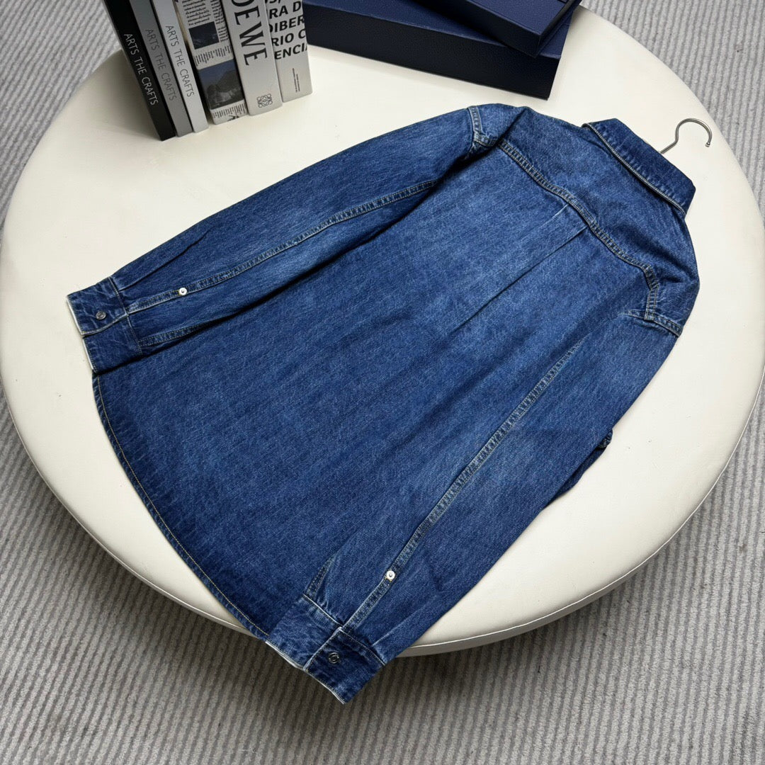 Small letter embroidery denim shirt <span class="brand-imgs DIOR"></span>