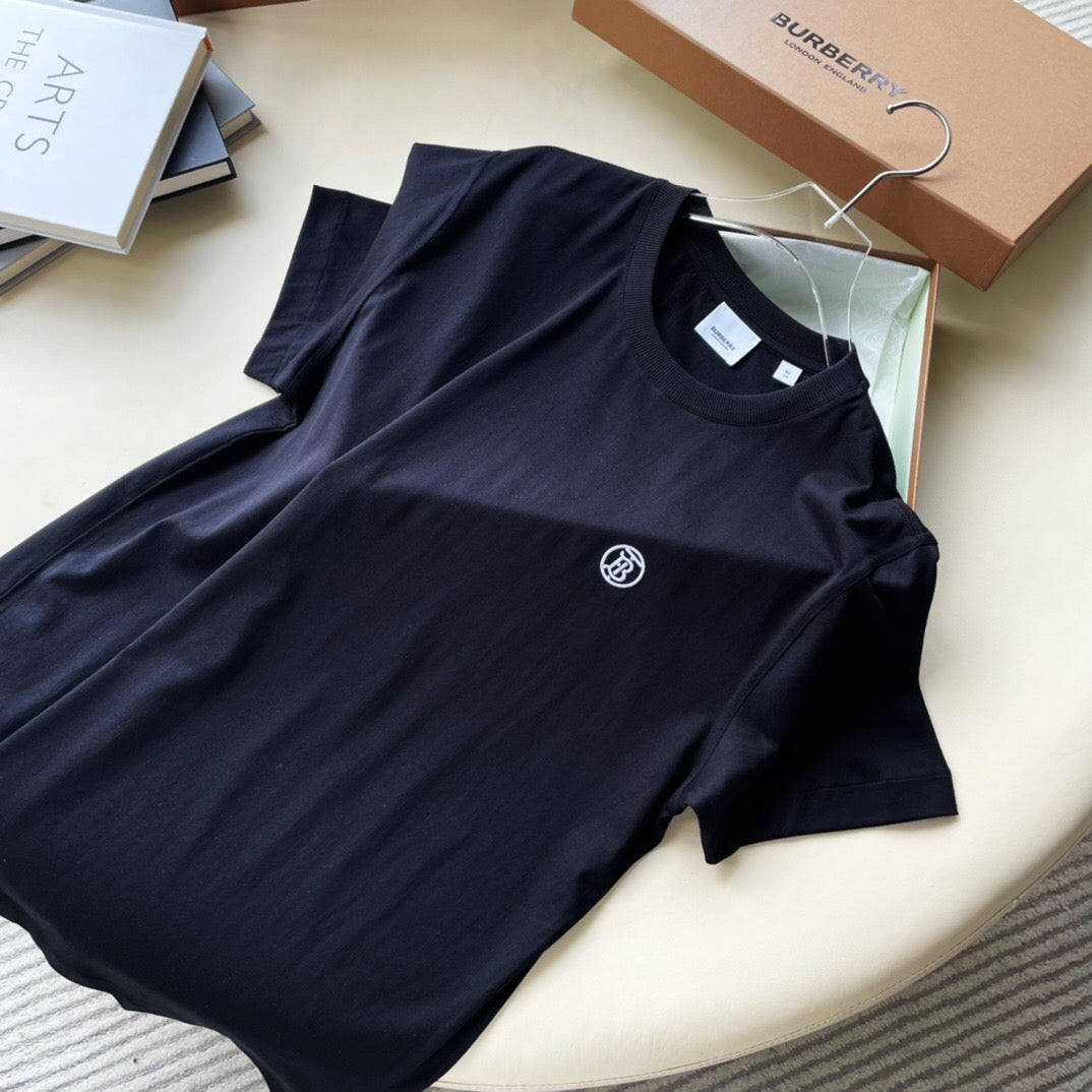 Round chest embroidery Short sleeve black <span class="brand-imgs BB"></span>
