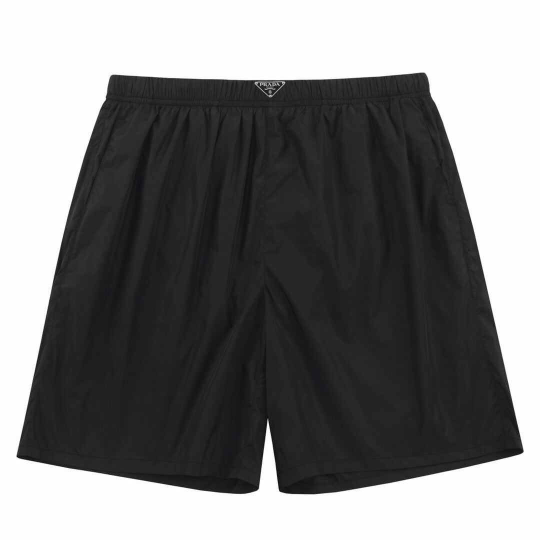 Nylon triangle logo shorts <span class="brand-imgs PD"></span>