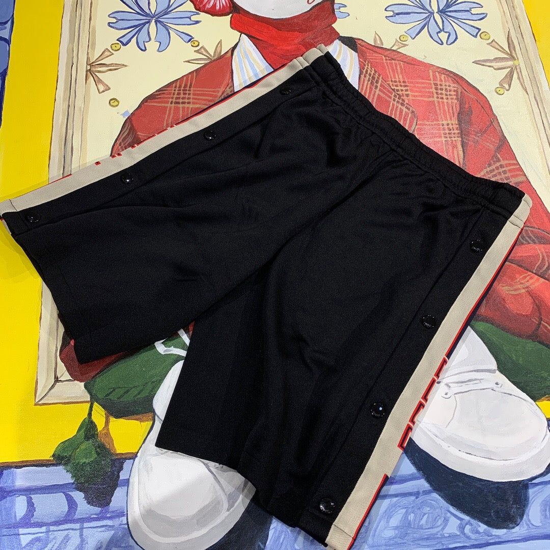 G side webbing letter shorts <span class="brand-imgs GUCCI"></span>