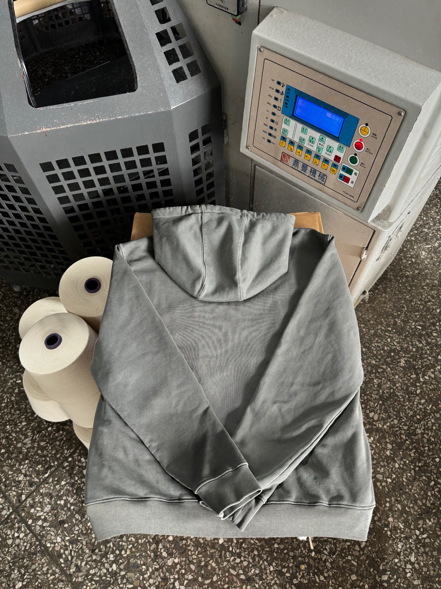 Stir-fried embroidered hoodie <span class="brand-imgs PD"></span>