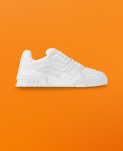 Load image into Gallery viewer, LV Trainers &lt;span class=&quot;brand-imgs LV&quot;&gt;&lt;/span&gt;
