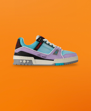 Load image into Gallery viewer, Lv trainers(women)&lt;span class=&quot;brand-imgs LV&quot;&gt;&lt;/span&gt;
